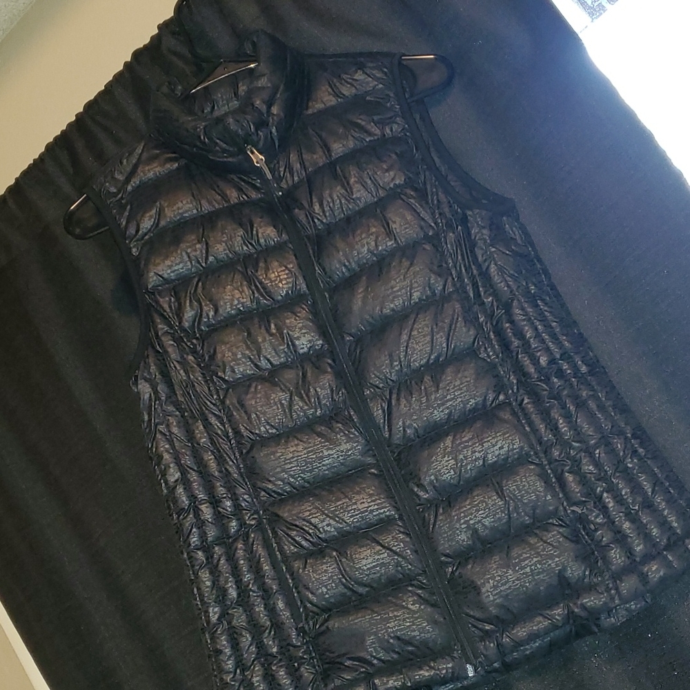Puffer vest - Picture 3 of 3